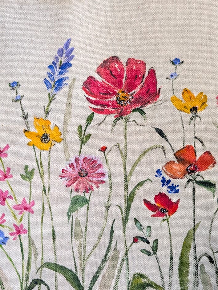 Multifloral bloom Hand-Painted Lace Tote Bag detail 2